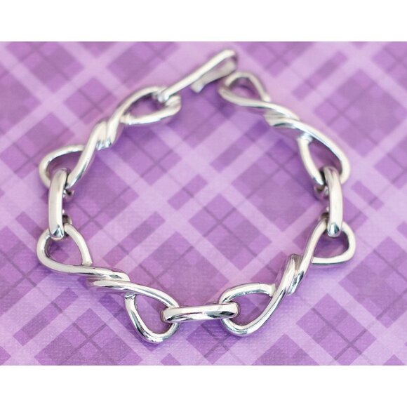 Vintage Twist Knot Shaped Links Silver Tone Bracelet 7 inch by Avon - V16 - Picture 2 of 3